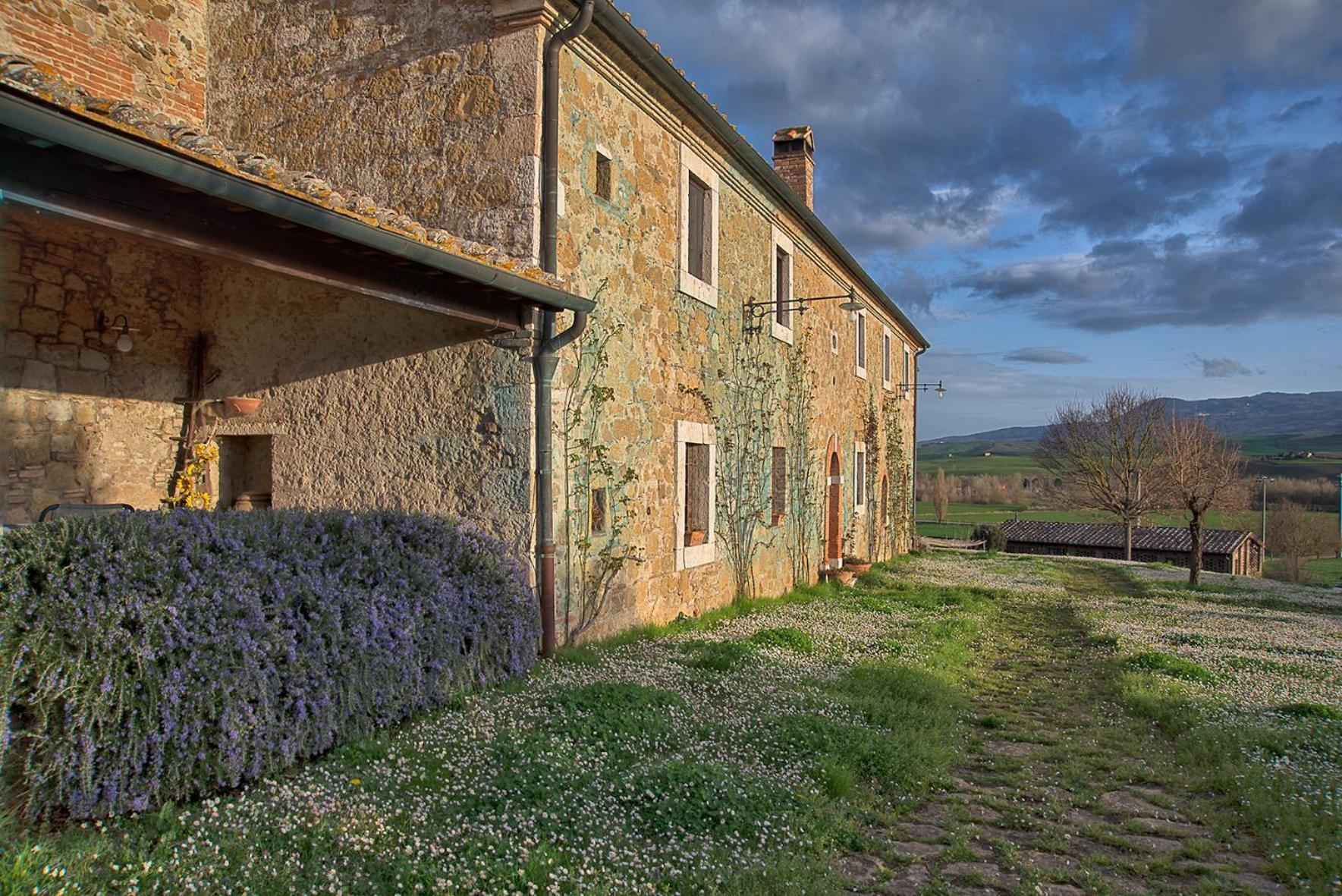 Agriturismo Le Sorbelle D'Orcia Con Piscina Pienza Exteriér fotografie