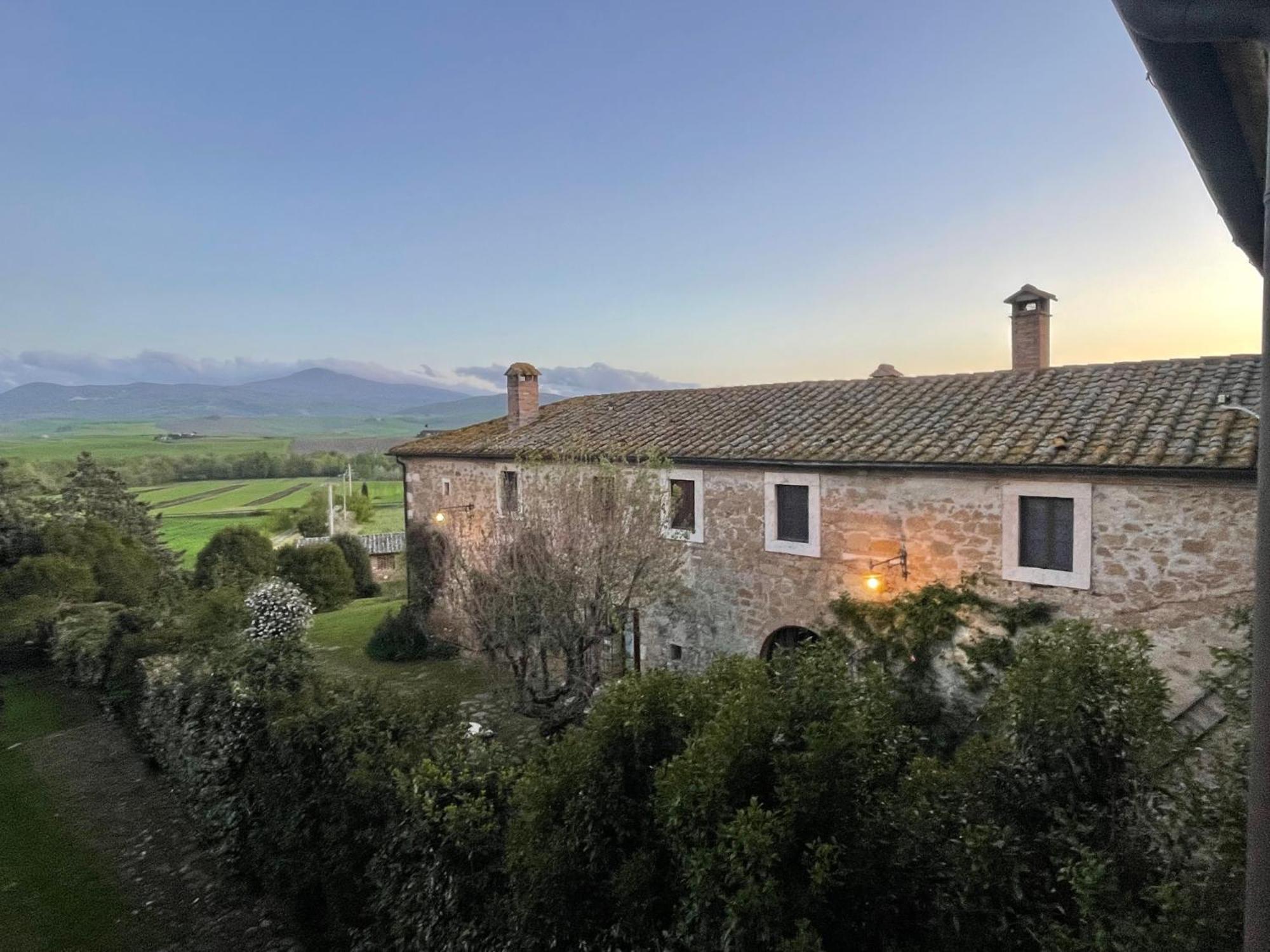 Agriturismo Le Sorbelle D'Orcia Con Piscina Pienza Exteriér fotografie